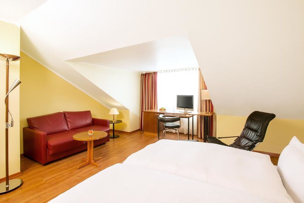 Nh Süd Hotel 3*